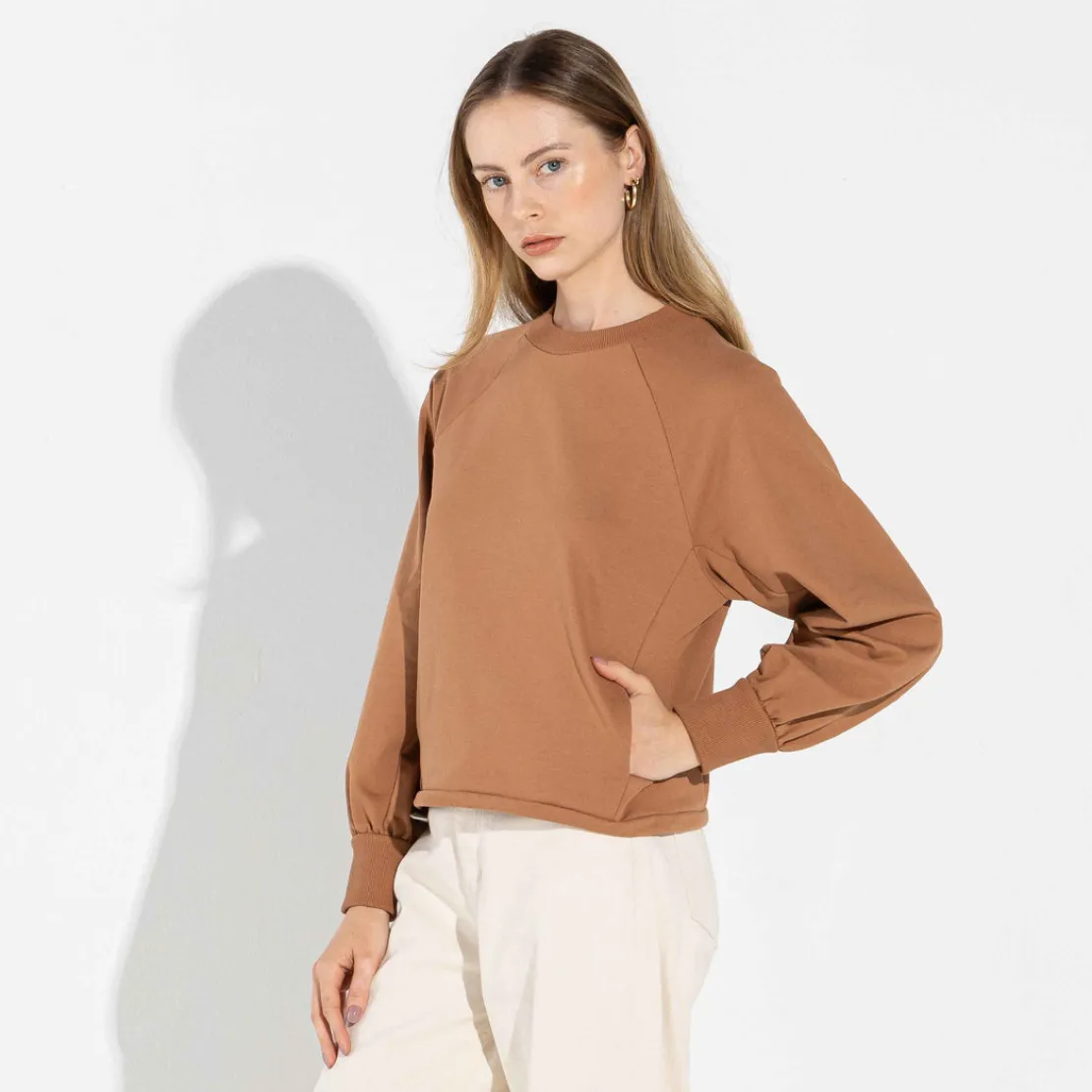 Blusas E Casacos | Moletons>Basico.com Blusão Moletom Leve Feminino - Ocre