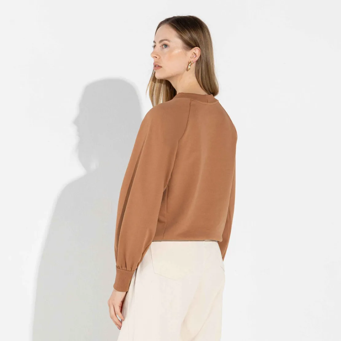 Blusas E Casacos | Moletons>Basico.com Blusão Moletom Leve Feminino - Ocre