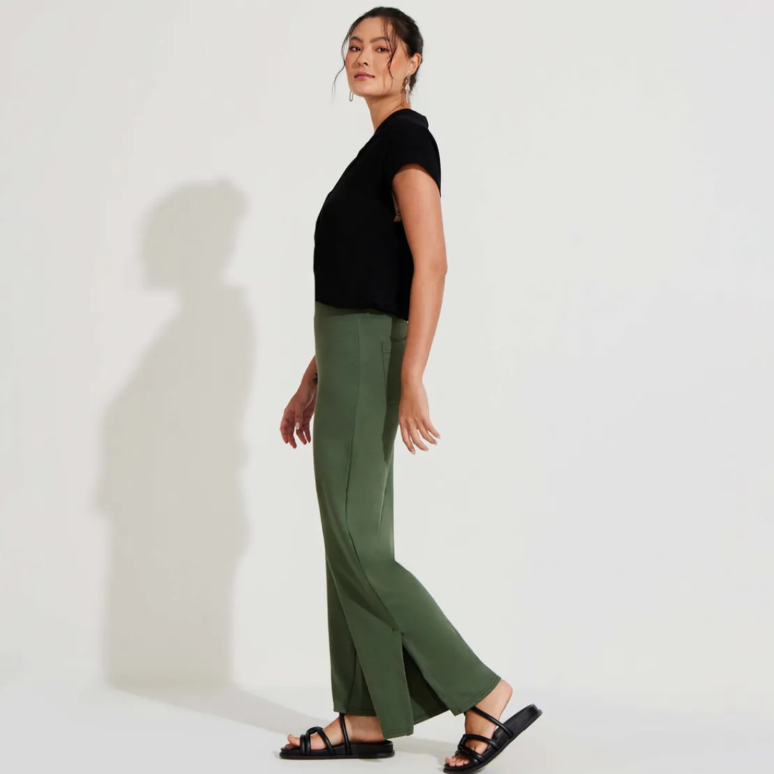 Calças | Feminino>Basico.com Calça Fenda Lateral Feminina - Verde Pinheiro