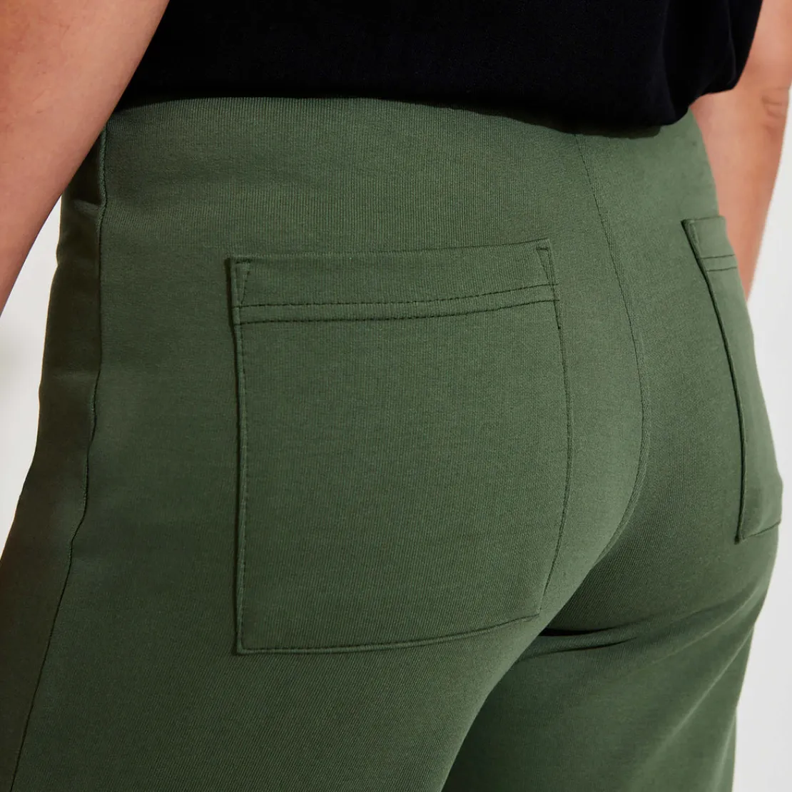 Calças | Feminino>Basico.com Calça Fenda Lateral Feminina - Verde Pinheiro