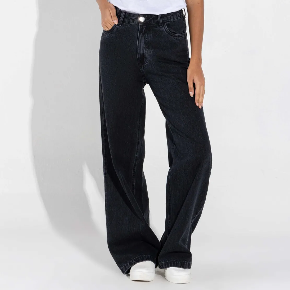 Calças | Jeans>Basico.com Calça Jeans Wide Feminina - Preto Estonado
