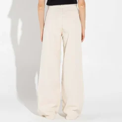 Calças | Jeans><noscript><img width=