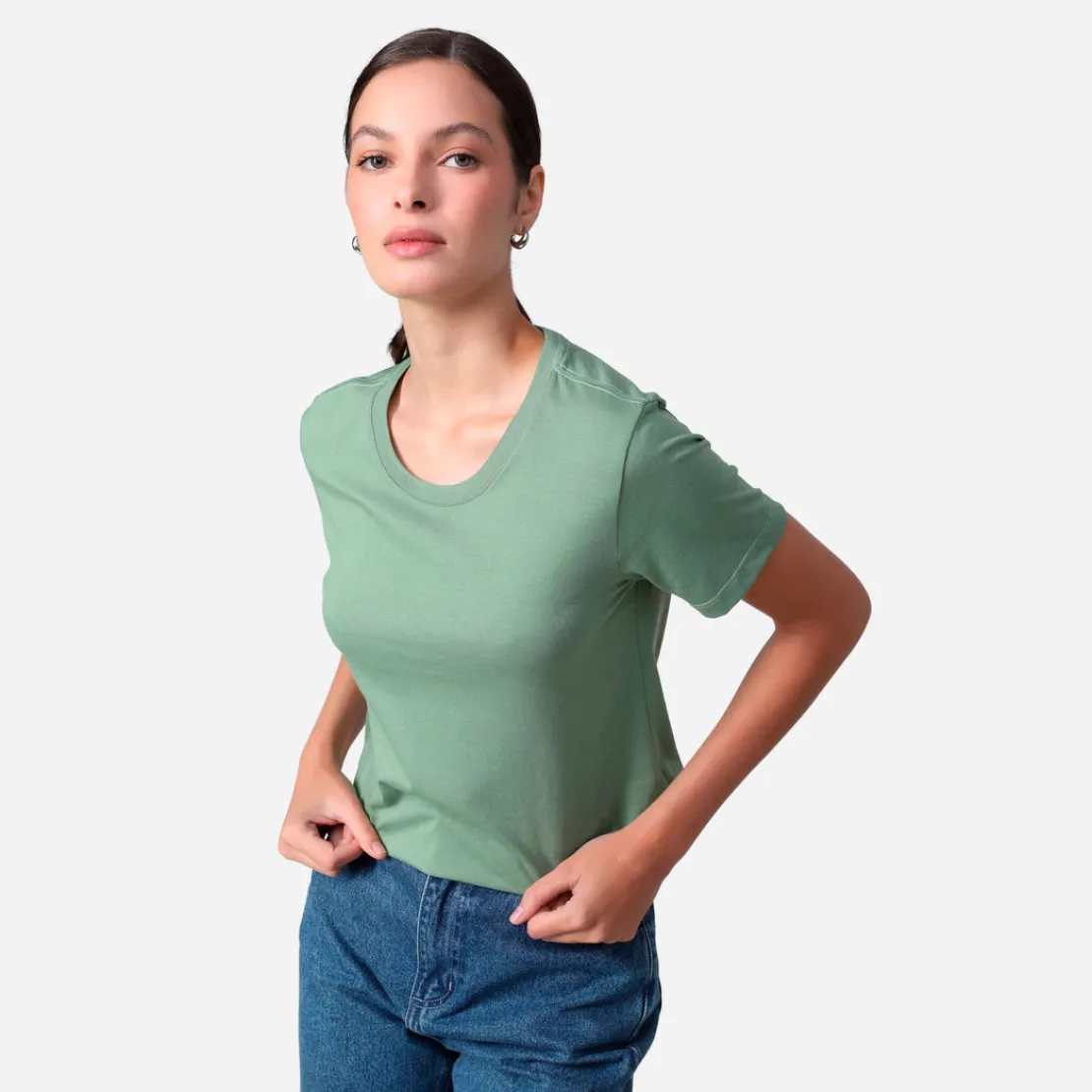Camisetas>Basico.com Camiseta Algodão Premium Feminina | Everyday Collection - Verde Oliva