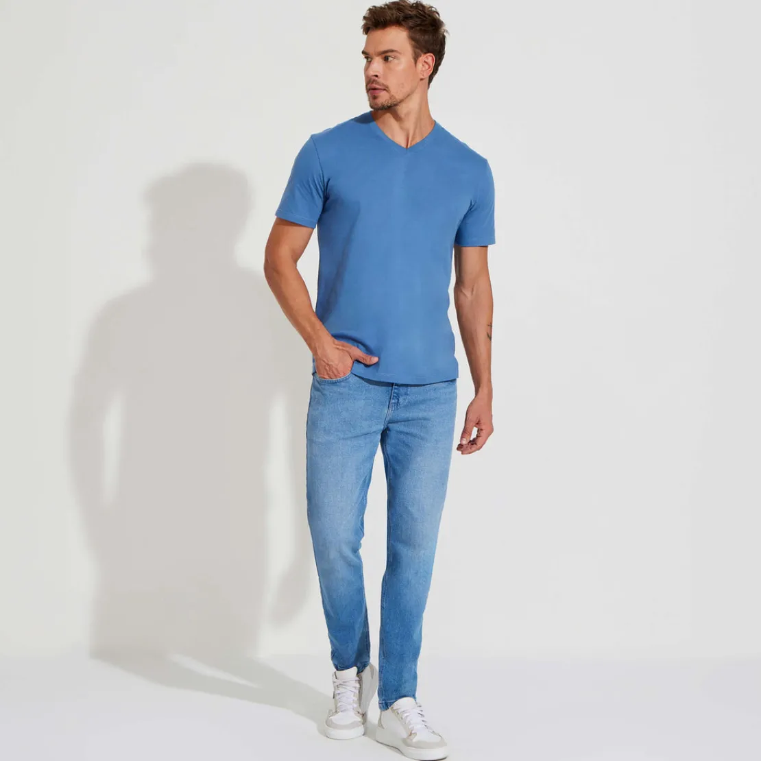 Camisetas>Basico.com Camiseta Algodão Premium Gola V Masculina | Everyday Collection - Azul
