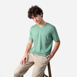 Camisetas>Basico.com Camiseta Algodão Premium Gola V Masculina | Everyday Collection - Verd