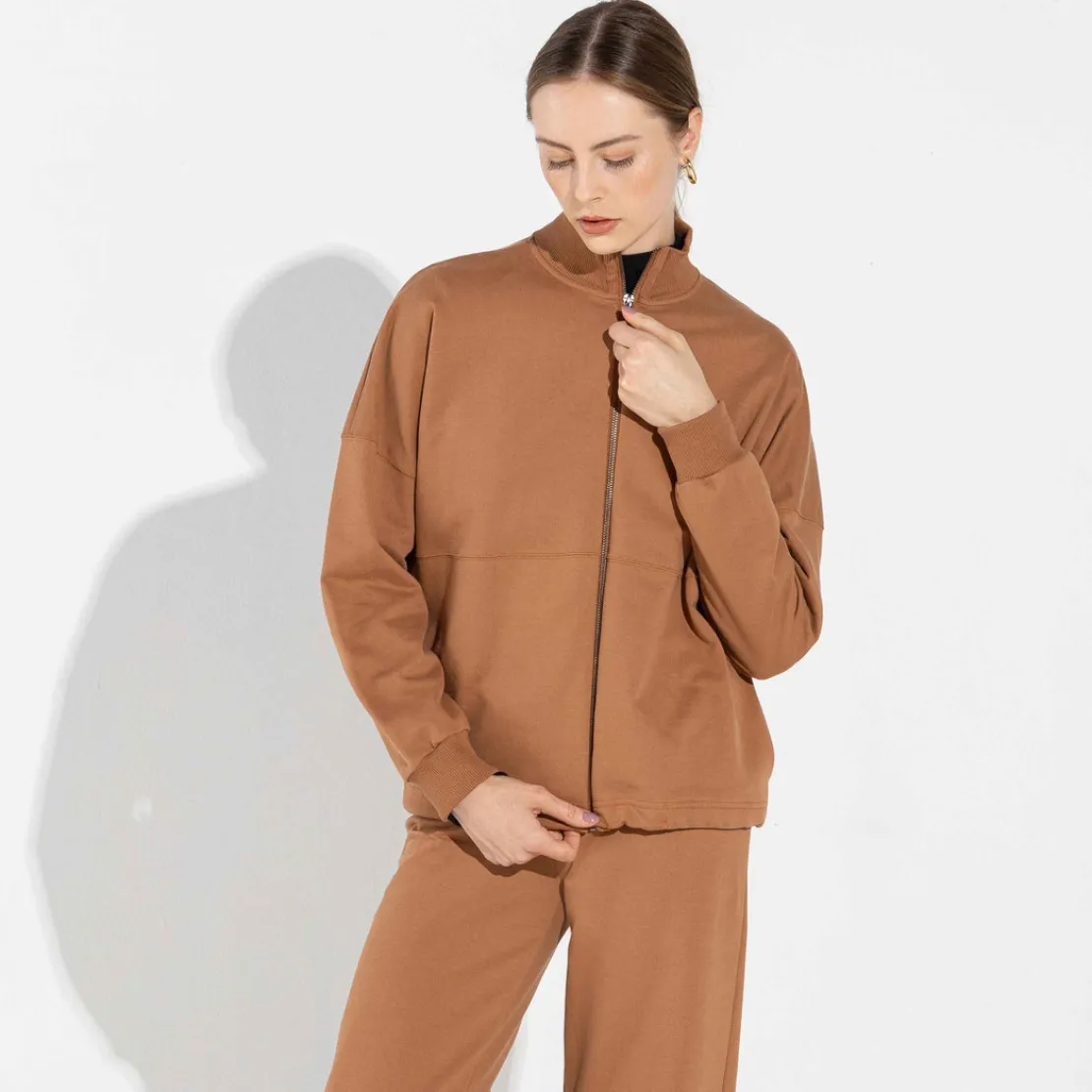 Moletons | Moletons>Basico.com Jaqueta Moletom Leve Feminina - Ocre