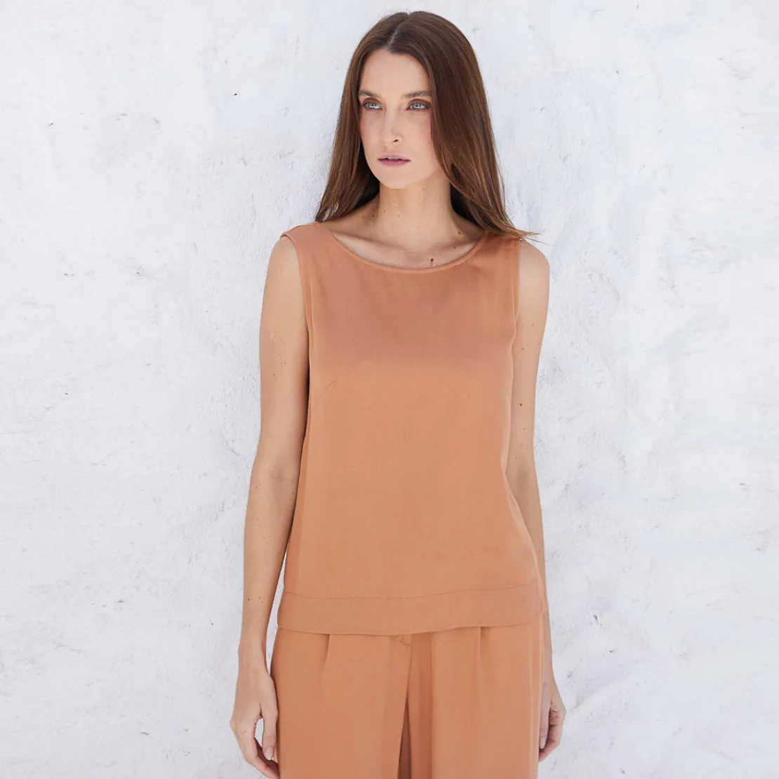 Viscose | Regatas>Basico.com Regata Viscose Feminina - Bege Camel