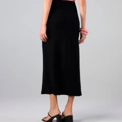 Saias E Shorts>Basico.com Saia Longa Malha Estruturada - Preto