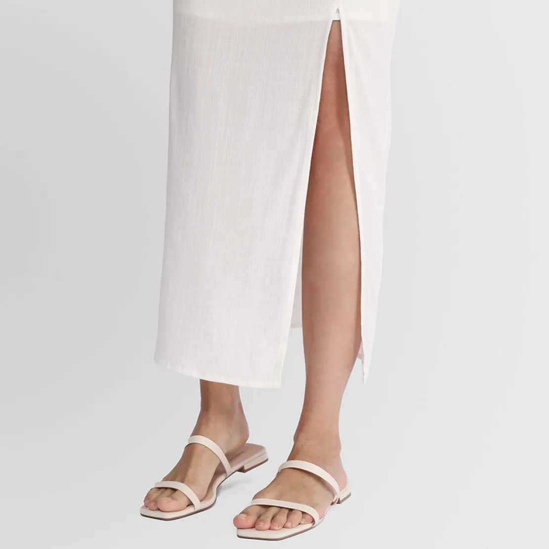 Saias E Shorts>Basico.com Saia Midi com Fenda Viscose - Branco